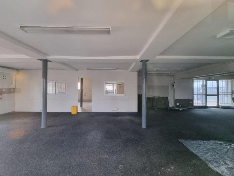 To Let commercial Property for Rent in Newton Park Eastern Cape